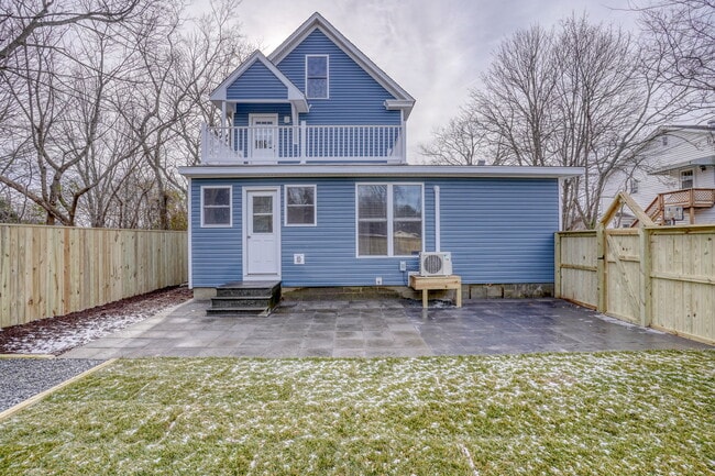 Building Photo - 35617 Airport Rd