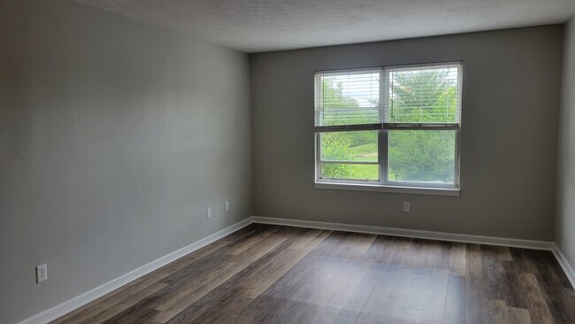 Building Photo - Graham Village