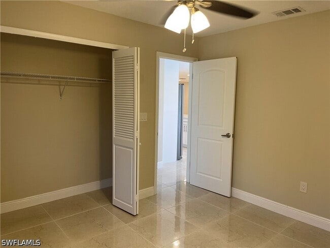 Building Photo - 255 Pine Valley Cir