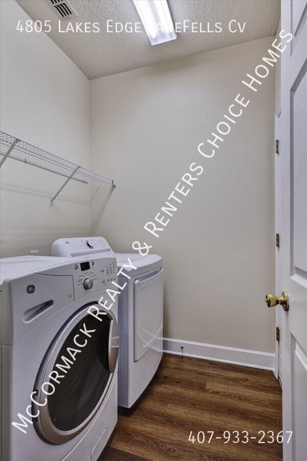 Building Photo - 4805 Lakes Edge Ln