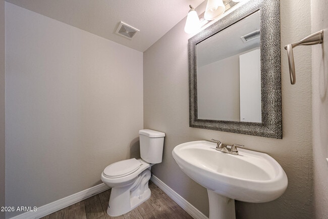 Building Photo - 5634 S Captain Kidd Ct