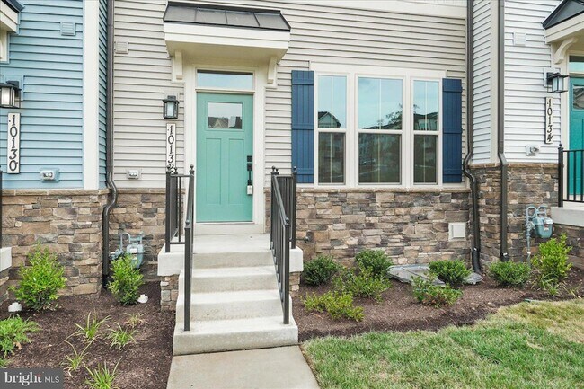 Building Photo - 10132 Lake Linganore Blvd