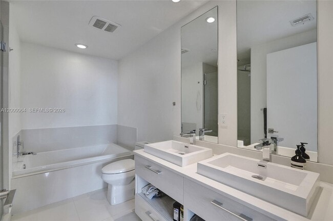 Building Photo - 45 SW 9th St