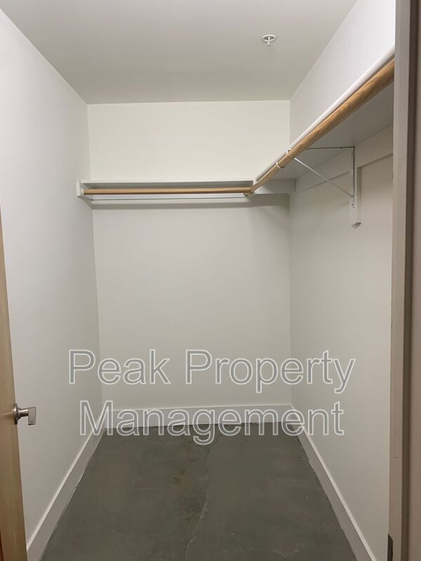 Building Photo - 1315 Hull Street Rd