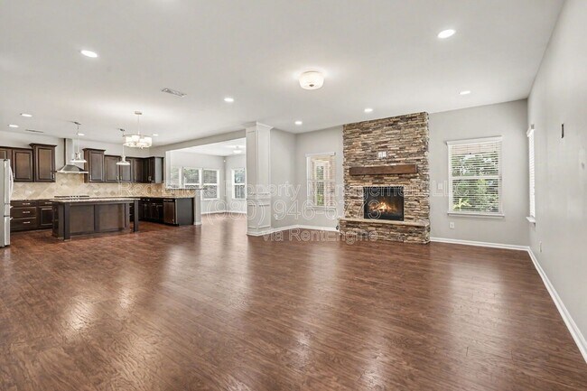 Building Photo - 3527 Arnica Ct