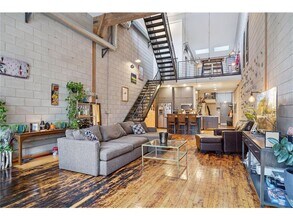 Building Photo - 801 N Washington Ave