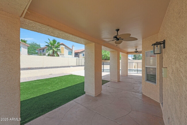 Building Photo - 8830 E Carol Way