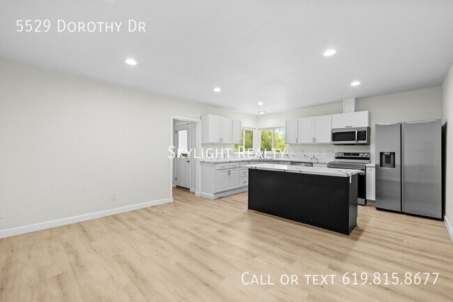 Building Photo - 5529 Dorothy Dr