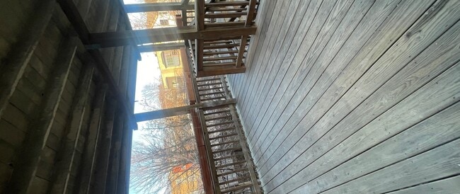 Building Photo - 4133 N Ashland Ave