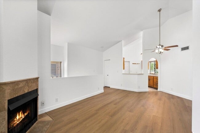 Building Photo - 10301 N 70th St