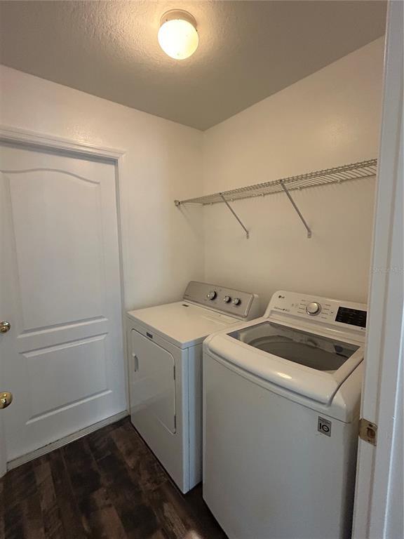 Building Photo - 2468 Brewerton Ln