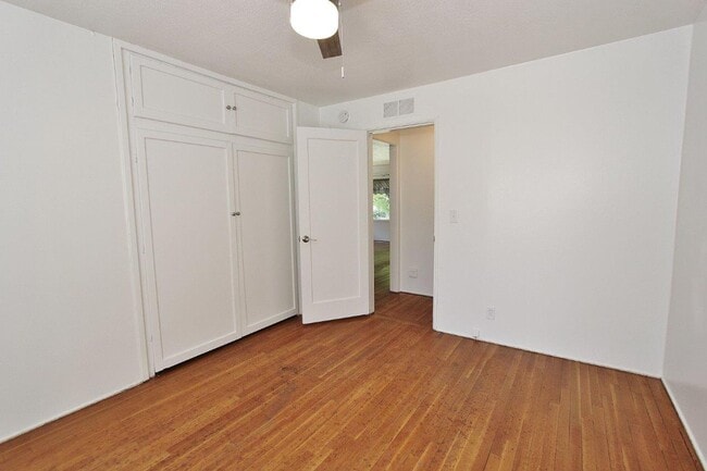 Building Photo - 1210 N 20th St