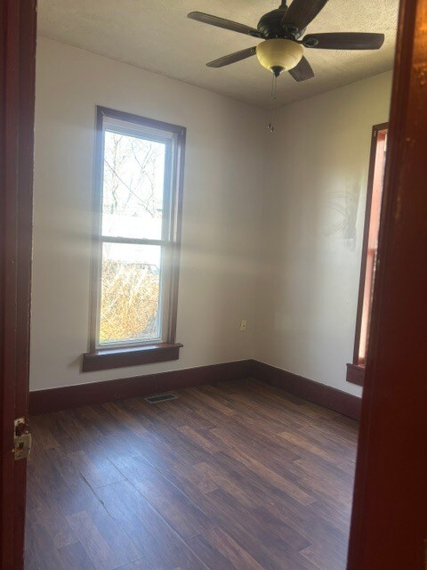 Downstairs Bedroom - 236 Richmond Ave