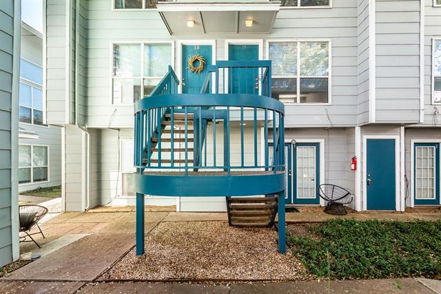 Building Photo - 1901 N Fitzhugh Ave