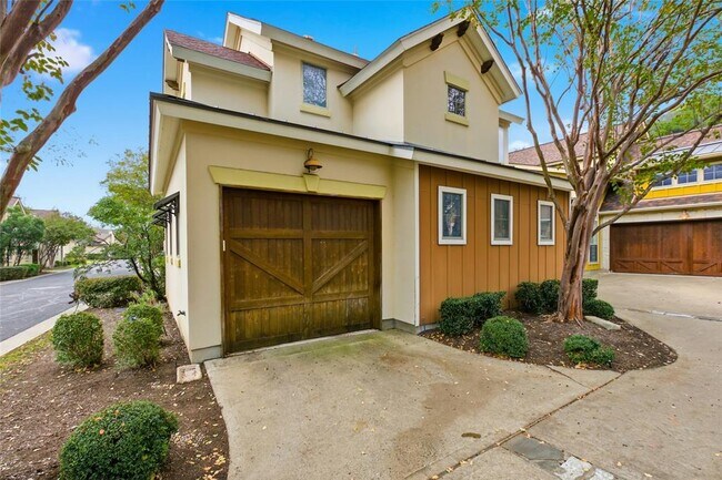 Building Photo - 8917 Old Lampasas Trail