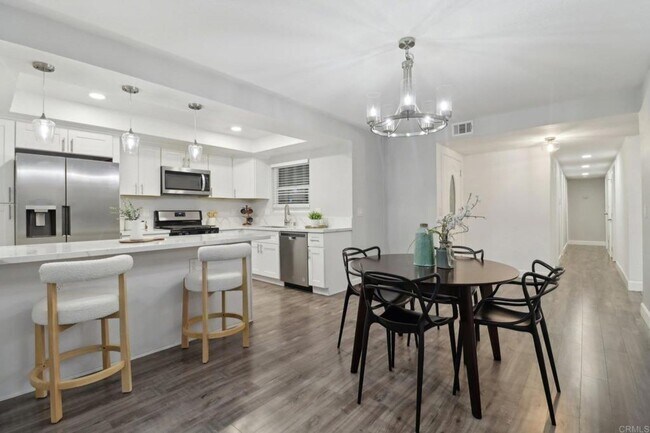Building Photo - 4BD/2BA Recently Renovated Home in Escondido