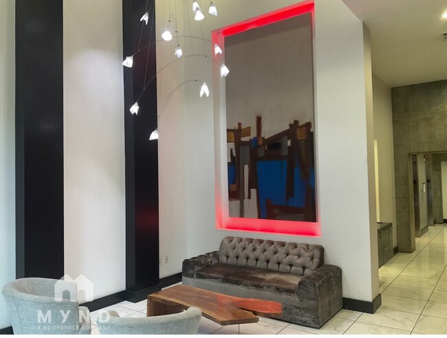 Building Photo - 1818 L St