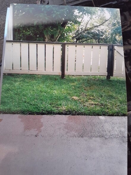 Building Photo - 94-1486 Lanikuhana Ave