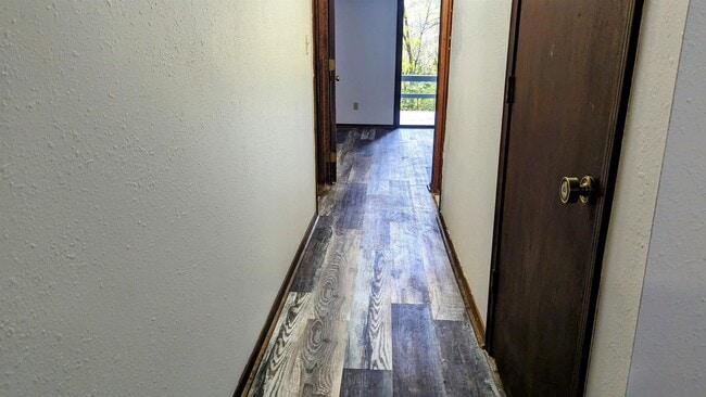 Building Photo - 16 Akokisa Dr