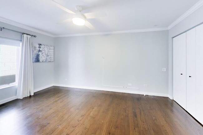 Building Photo - 1865 N Dayton St