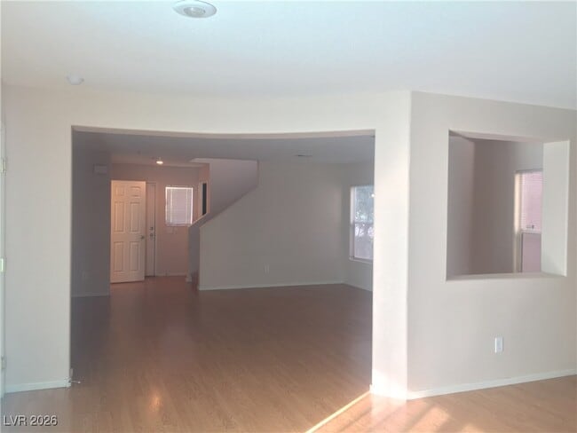 Building Photo - 668 Shadwell St