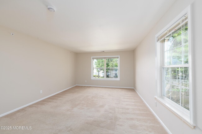 Building Photo - 430 Wedgewood Cir