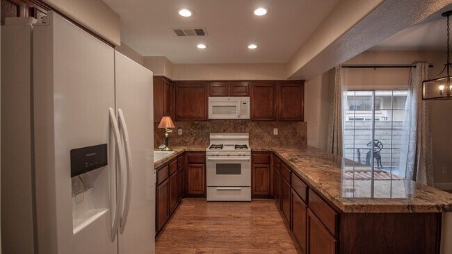 Building Photo - 9309 Scenic Mountain Ln