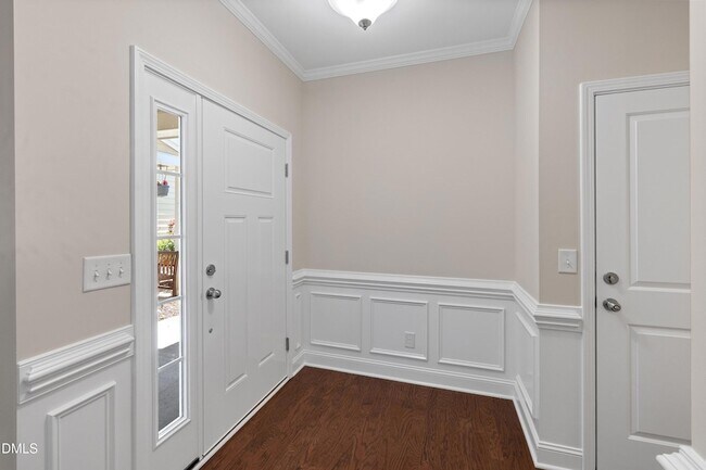 Building Photo - 227 Mayfield Dr