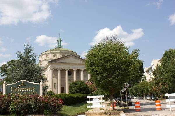 Building Photo - 3405 Greenway