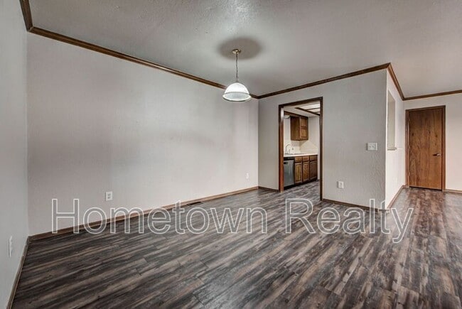 Building Photo - 432 NE 115th St