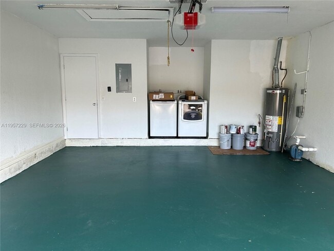 Building Photo - 18730 NW 77th Ct