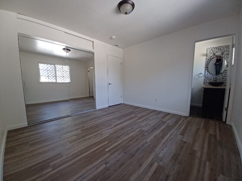 Building Photo - 1111 Central Ave