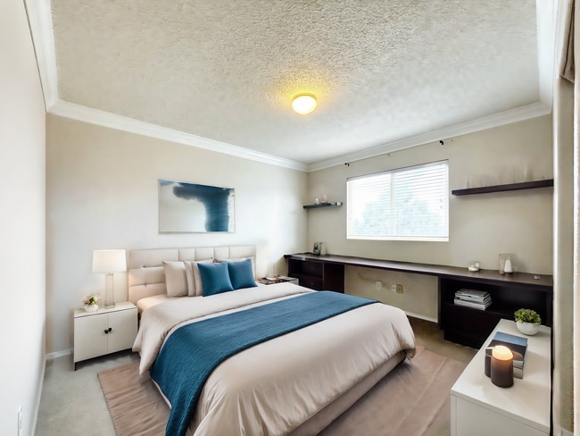 Building Photo - 236 Oxbow Dr