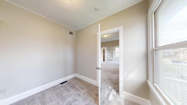 Building Photo - Brooklyn Centre Area - 3 Bedroom - Single ...