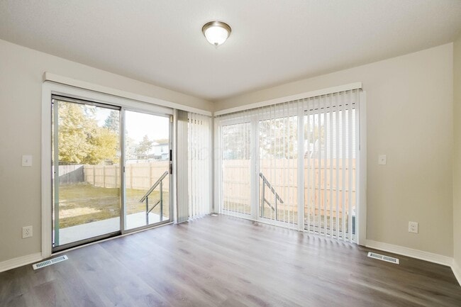 Building Photo - 5232 Redlands Dr