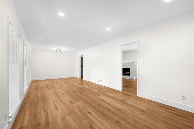 Building Photo - 4083 Cedar Knoll Dr