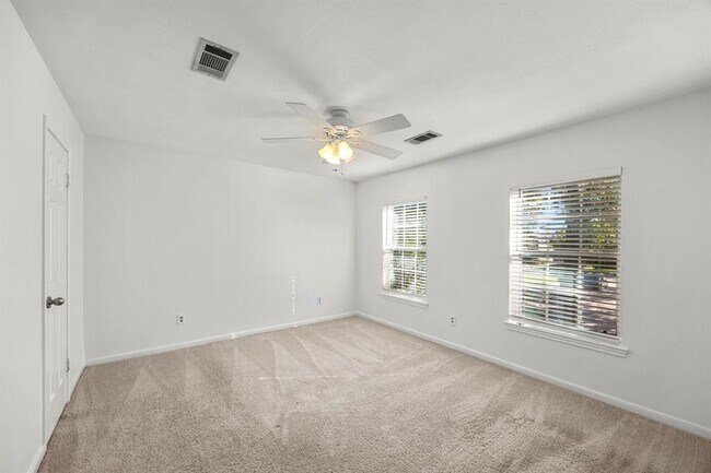Building Photo - 4402 Chipping Ct