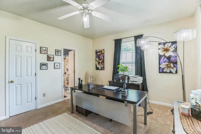 Building Photo - 8941 Grotto Ct