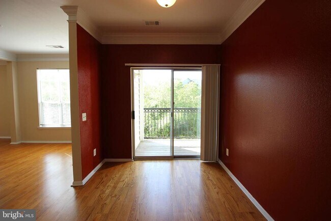 Building Photo - 1550 Spring Gate Dr.