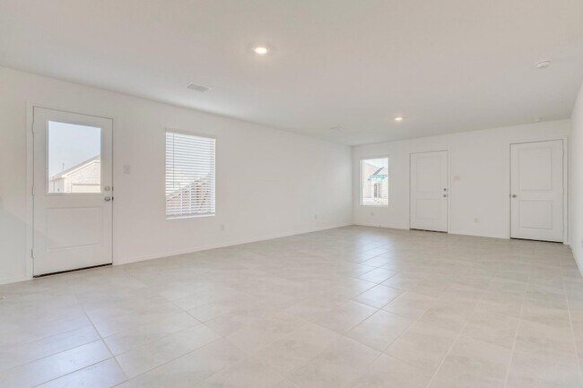 Building Photo - 3605 Flicker Ln