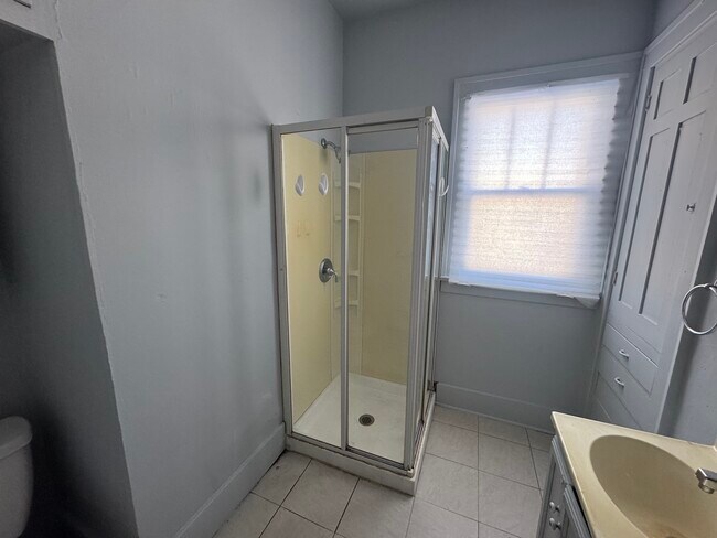 Building Photo - 24 Bremer Ave