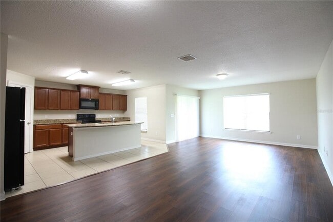 Building Photo - 5509 Superior Dr