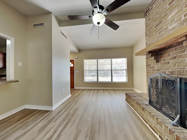 Building Photo - 107 Glen Ridge Ave