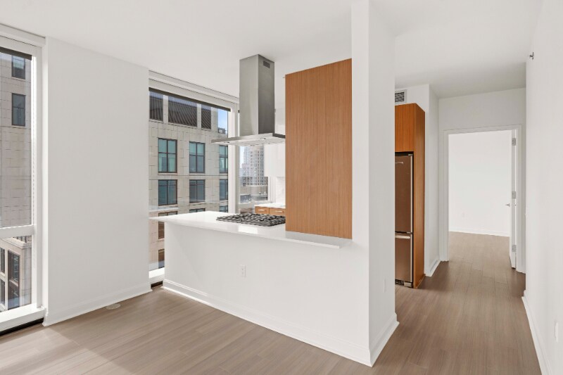 Building Photo - 465 E Illinois St