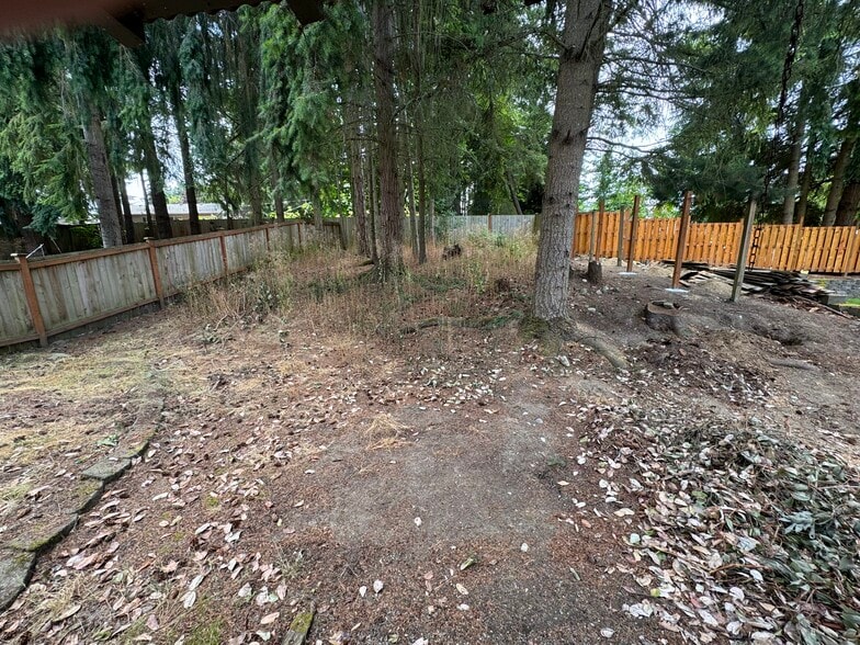 Building Photo - 5622 140th St SW