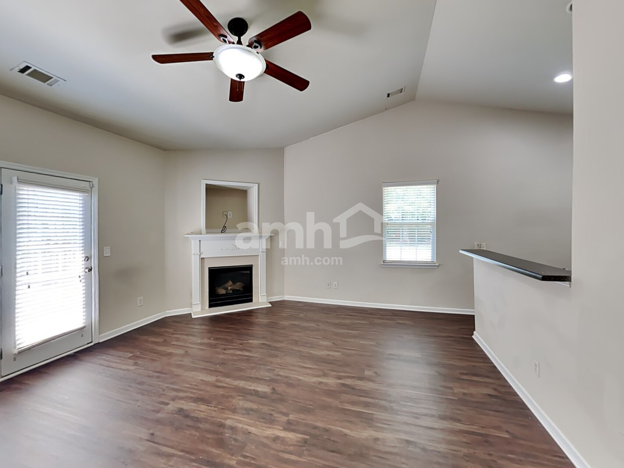 Building Photo - 1500 Woodberry Ct