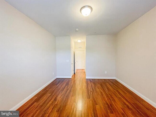 Building Photo - 8612 Wintergreen Ct