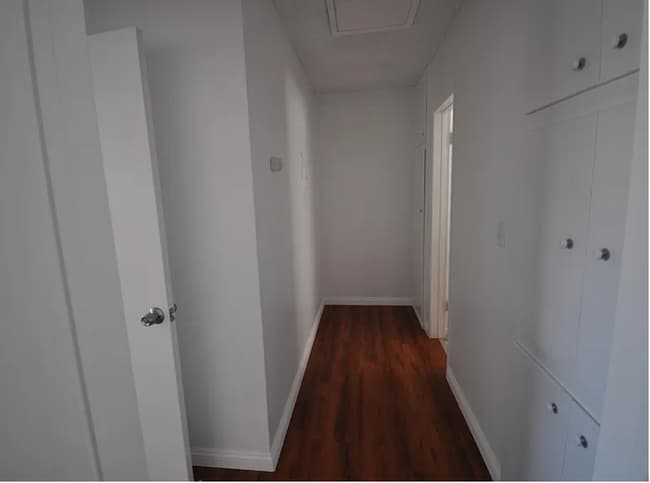 Building Photo - 327 E Navilla Pl