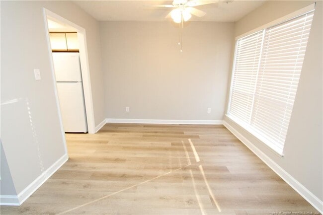 Building Photo - 118 Manhattan Ct