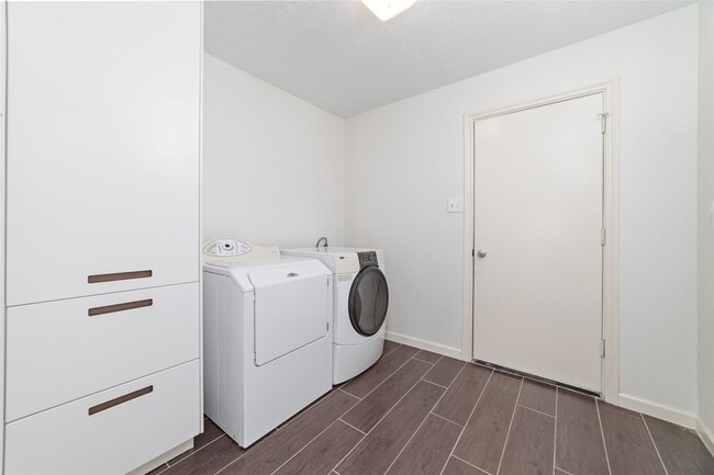 Building Photo - 3438 Ashton Park Dr